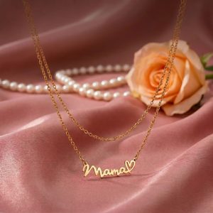 Collar con Colgante de MAMA